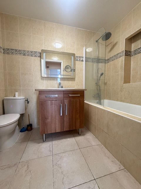 Appartement - 79 m² - 4 pièces