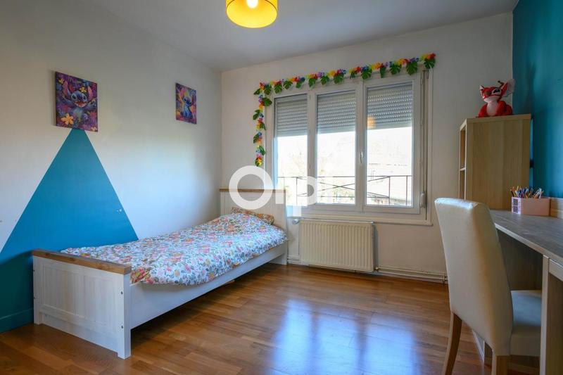 Maison - 110 m² - 5 pièces