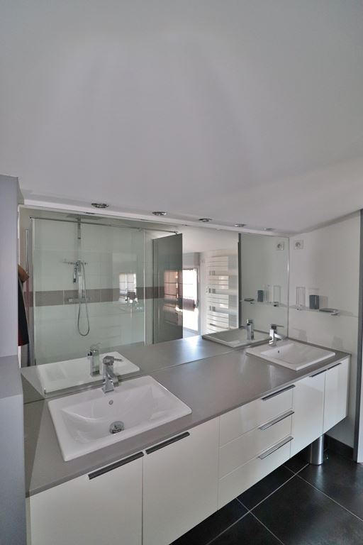 Appartement - 185 m² - 5 pièces