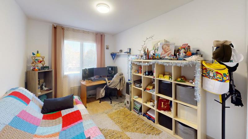 Maison - 95 m² - 4 pièces