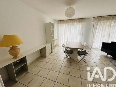 Appartement - 74 m² - 2 pièces