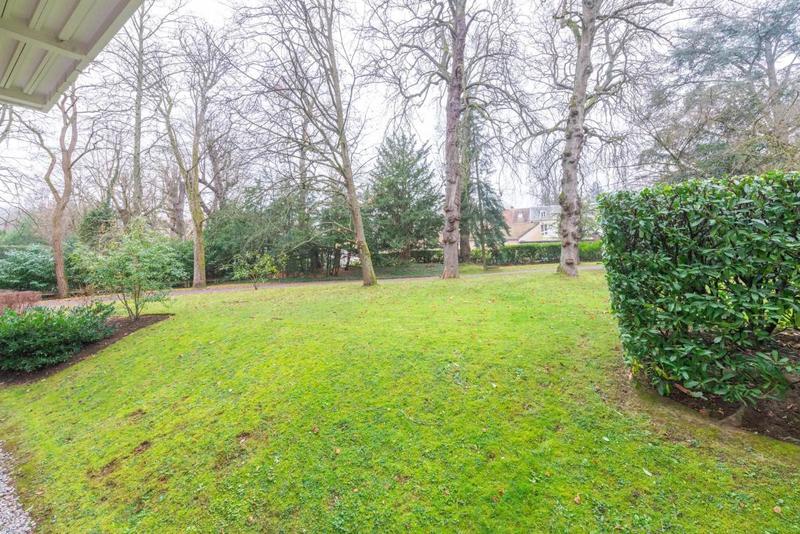 Appartement - 107 m² - 4 pièces