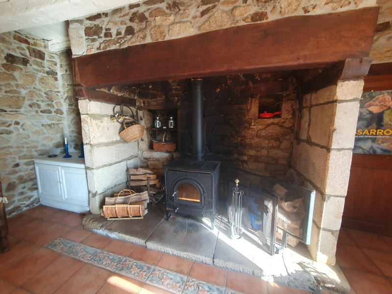 Maison de village - 212 m² - 7 pièces