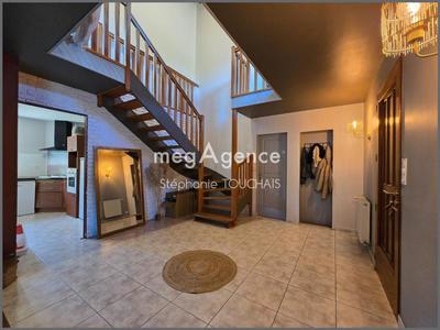 Maison - 156 m² - 7 pièces