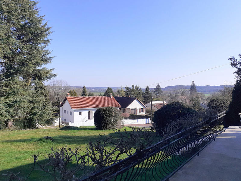 Maison - 176 m² - 7 pièces