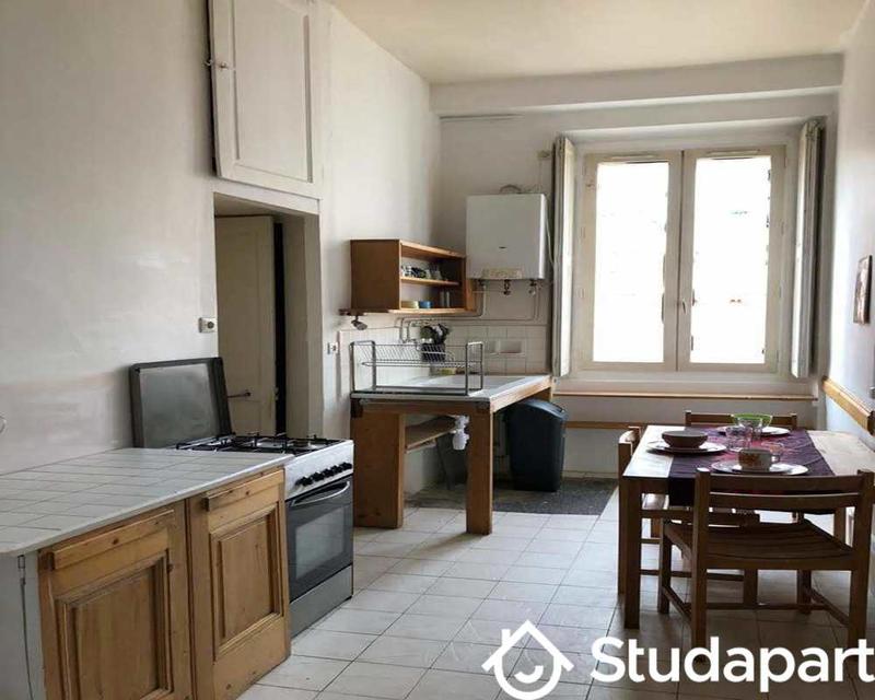 Chambre - 50 m² - 1 pièce