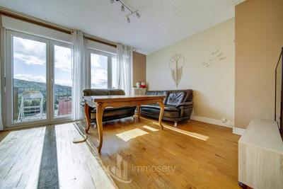 Appartement - 74 m² - 5 pièces