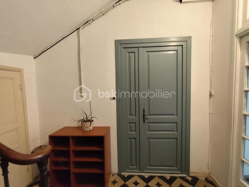 Immeuble - 255 m² - 20 pièces