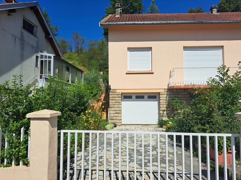Maison de village - 139 m² - 7 pièces
