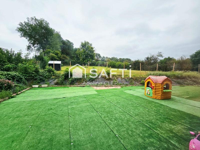 Maison - 386 m² - 10 pièces