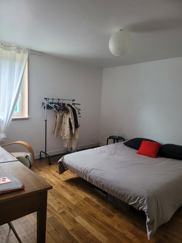 Maison - 96 m² - 6 pièces