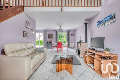 Maison - 163 m² - 6 pièces