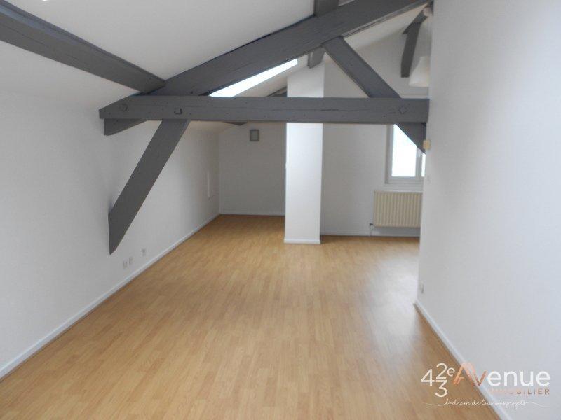 Loft - 50 m² - 1 pièce