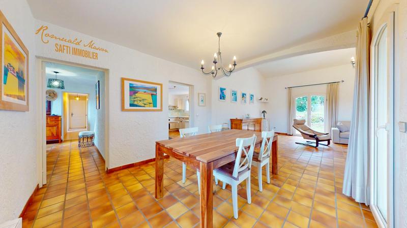 Maison - 163 m² - 6 pièces