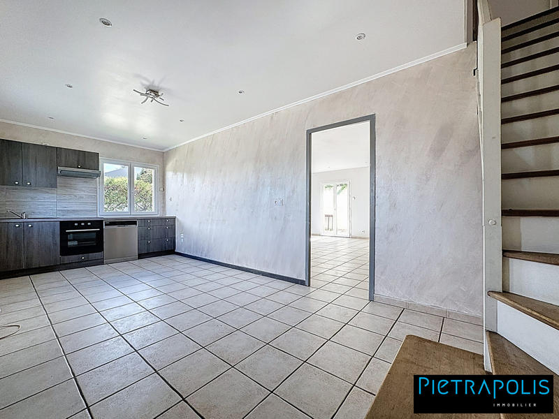 Local d'activités - 104 m² - 4 pièces