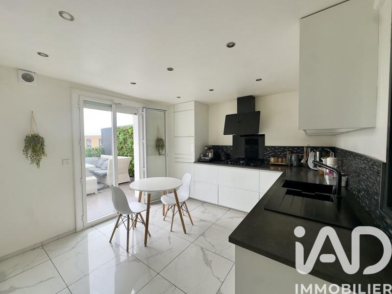 Maison - 151 m² - 7 pièces