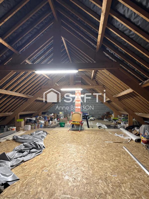 Maison - 143 m² - 6 pièces