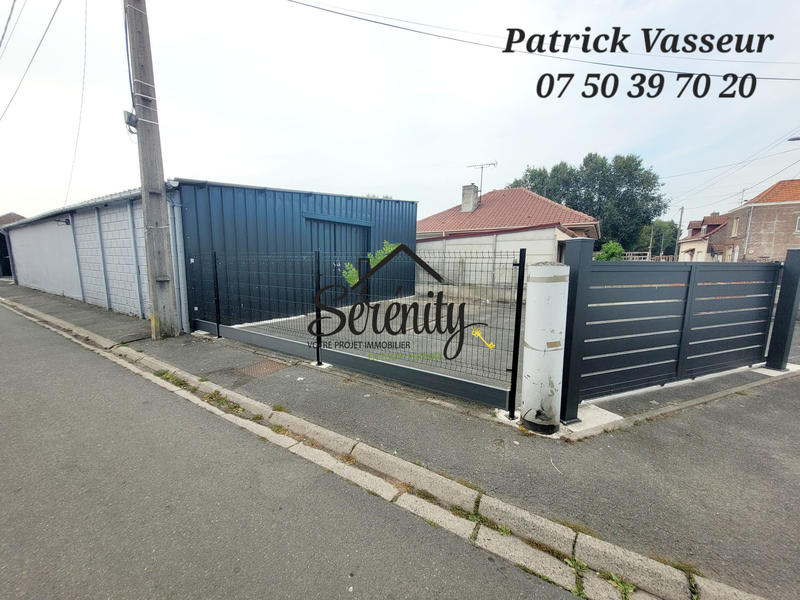 Local d'activités - 315 m²