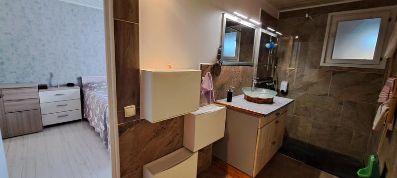 Maison - 246 m² - 7 pièces