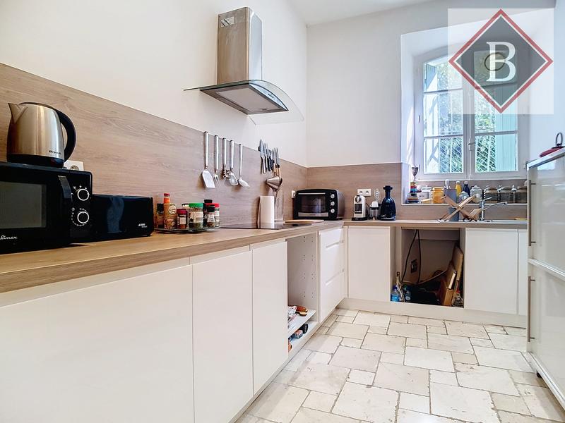 Appartement - 137 m² - 3 pièces