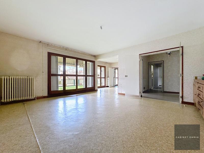 Appartement - 110 m² - 5 pièces