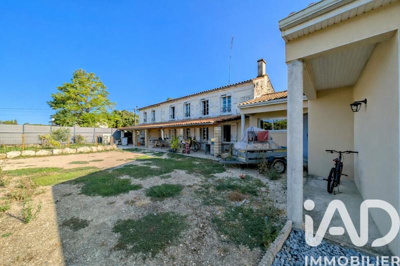 Maison - 222 m² - 5 pièces