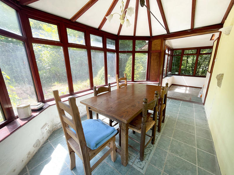 Maison - 130 m² - 9 pièces