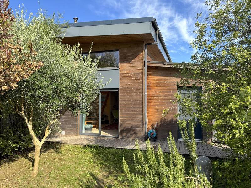 Maison - 84 m² - 4 pièces