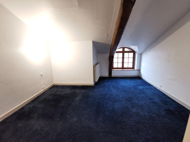 Maison - 235 m² - 8 pièces