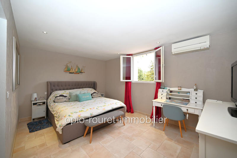 Maison - 193 m² - 7 pièces