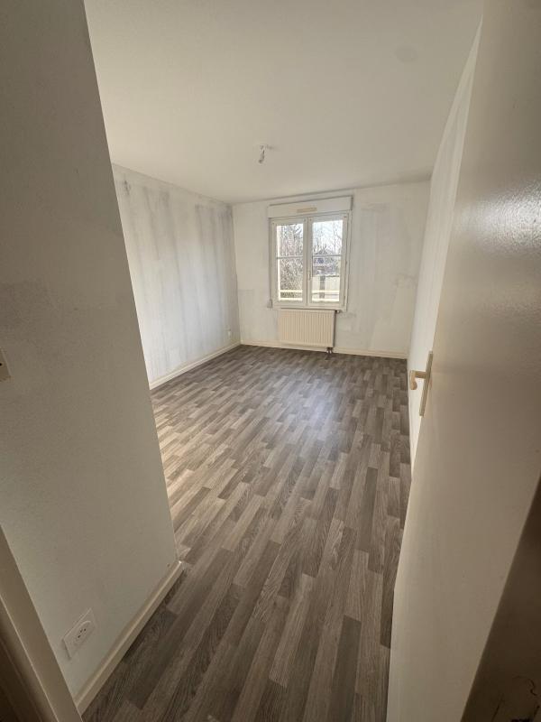 Appartement - 79 m² - 5 pièces