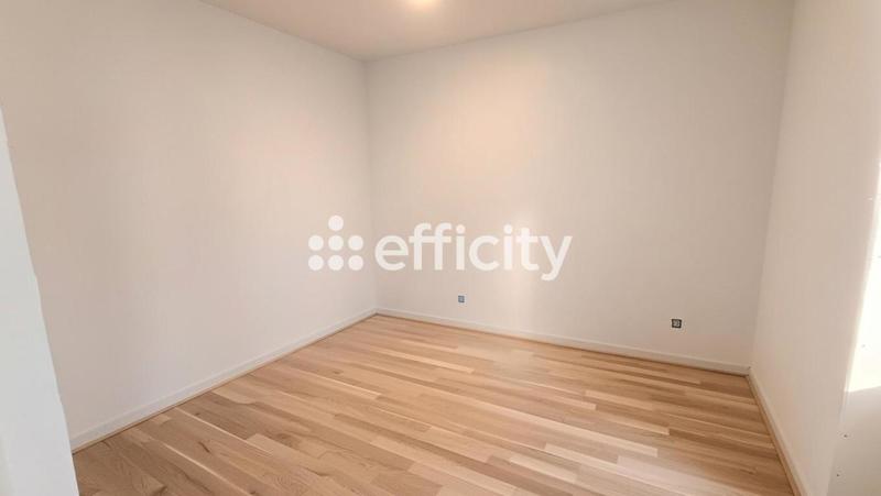 Immeuble - 160 m² - 7 pièces