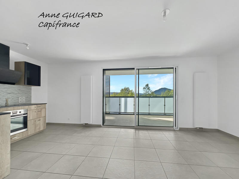 Appartement - 60 m² - 3 pièces