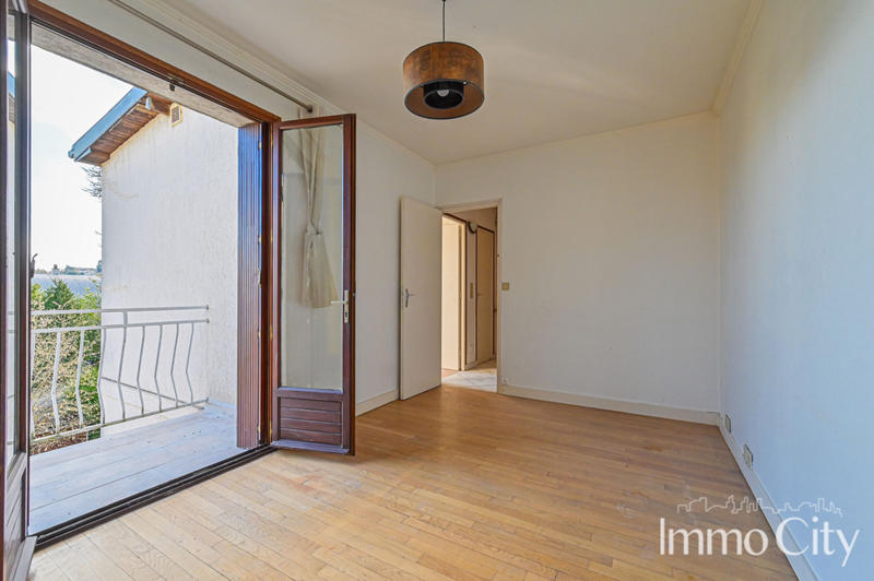 Maison - 86 m² - 4 pièces