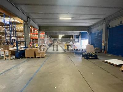 Entrepôt - 5 023 m²