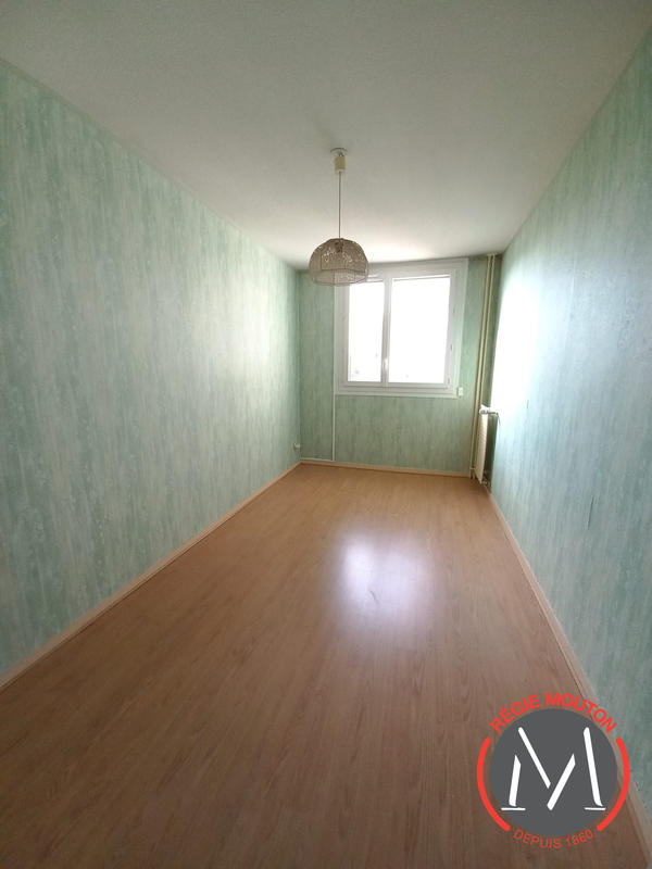 Appartement - 103 m² - 5 pièces