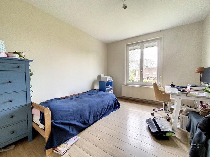 Maison - 195 m² - 7 pièces