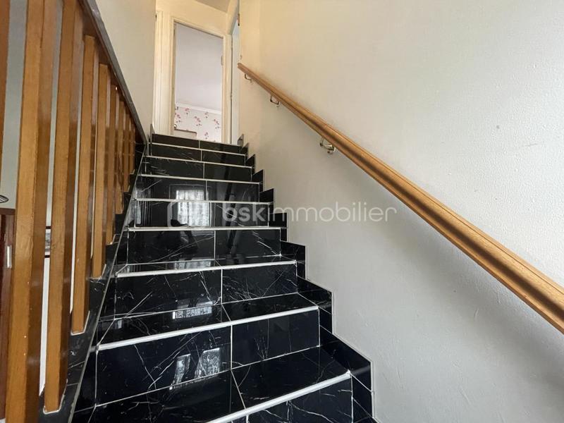 Maison - 175 m² - 7 pièces