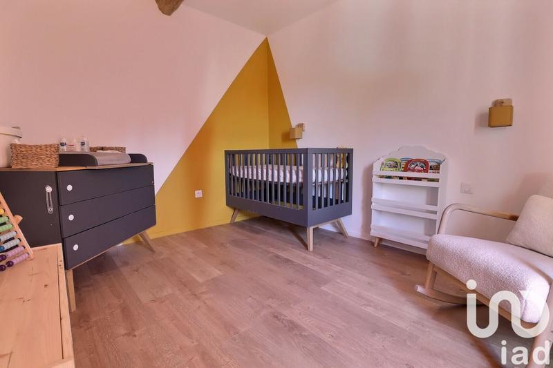 Maison - 203 m² - 7 pièces