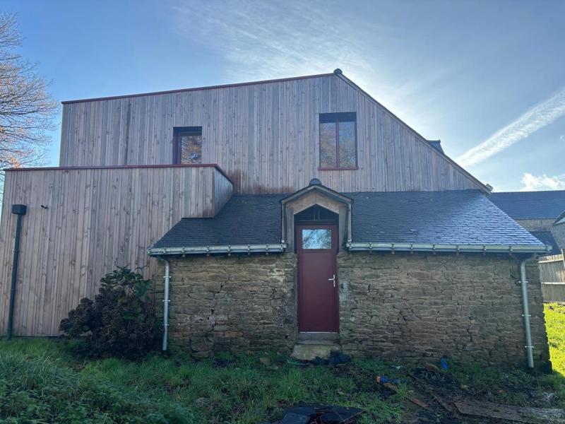 Maison - 138 m² - 5 pièces