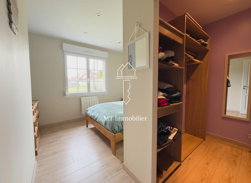 Maison - 141 m² - 8 pièces