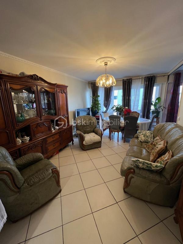 Appartement - 87 m² - 4 pièces