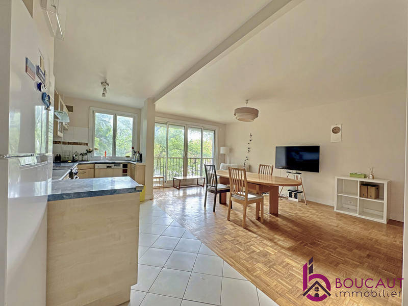 Appartement - 83 m² - 4 pièces