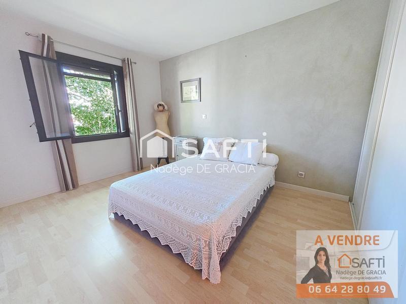 Maison - 172 m² - 6 pièces