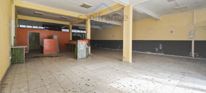 Immeuble - 330 m² - 2 pièces