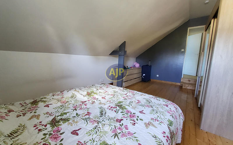 Maison - 160 m² - 6 pièces