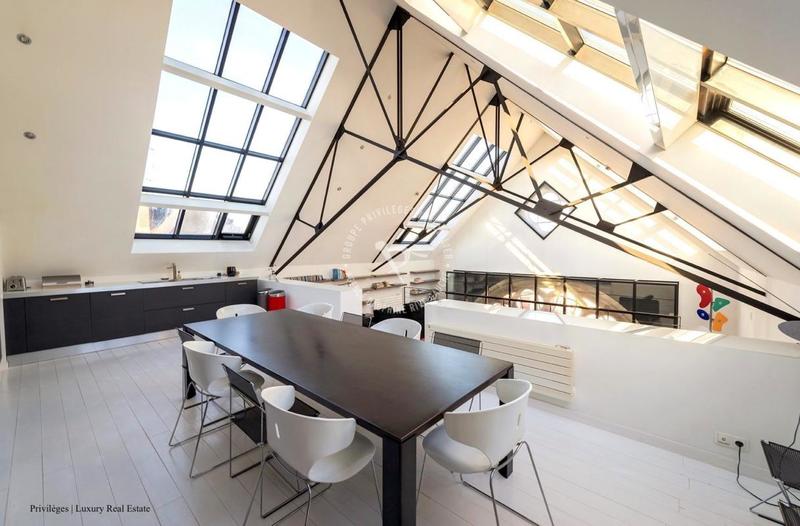 Appartement - 171 m² - 6 pièces