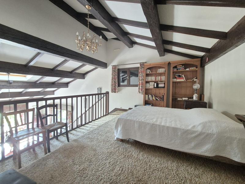 Maison - 195 m² - 5 pièces