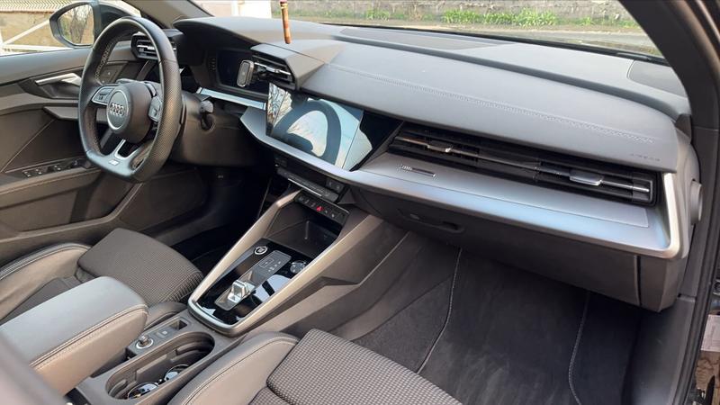 Audi A3 sportback IV 35 Tfsi 150 Mild Hybrid s-Tronic 7 s line - Automatique