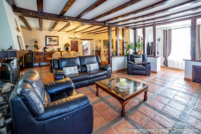 Propriété - 406 m² - 13 pièces